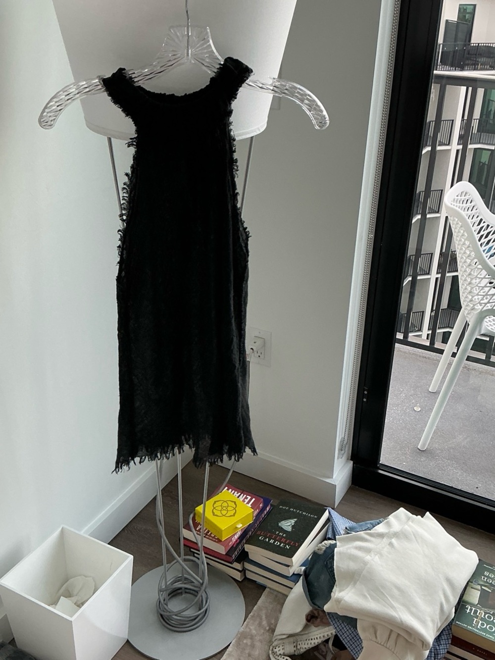 Jaga black linen tank top